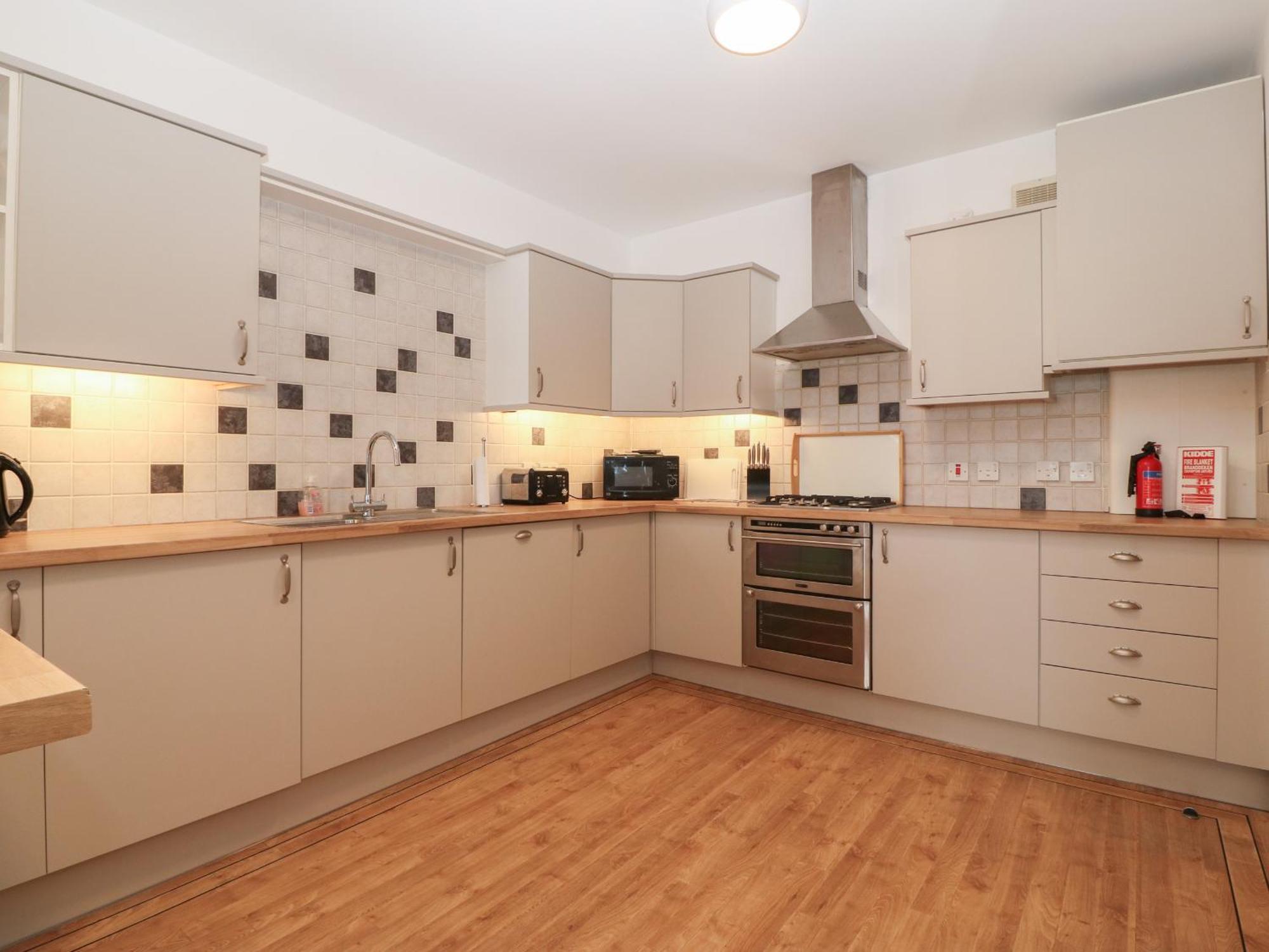 6 West End Point Apartment Pwllheli Exterior photo