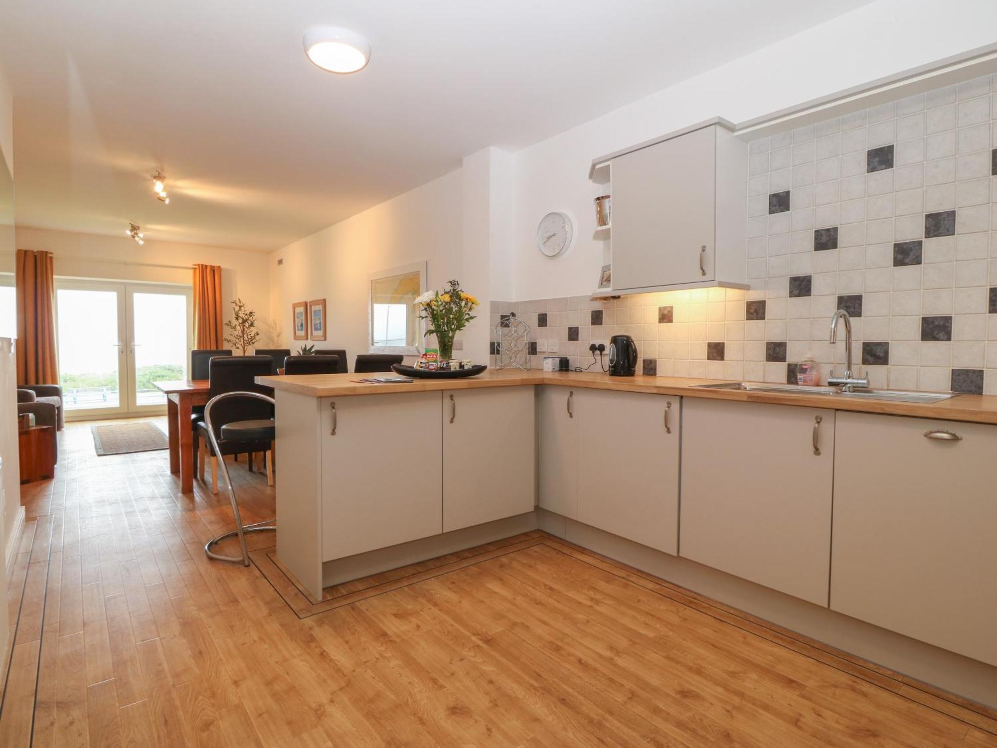 6 West End Point Apartment Pwllheli Exterior photo